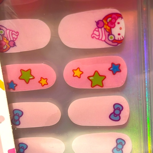 NWT/HELLO KITTY Bundle of Gel Nail strips & Sweet Sprinkles Lip Balm - Picture 4 of 11